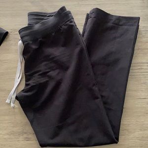 Black Livingston™ - Basic Scrub Pants Black